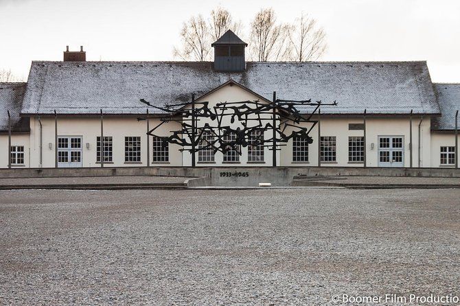 Imagen del tour: Excursión en tren desde Múnich por el Campo de Concentración conmemorativo de Dachau en un día completo