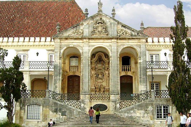Imagen del tour: Tour privado a pie por Coimbra con U.C. Entradas Acceso Anticipado