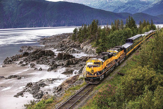 Imagen del tour: Alaska Railroad Anchorage to Seward ida y vuelta el mismo día