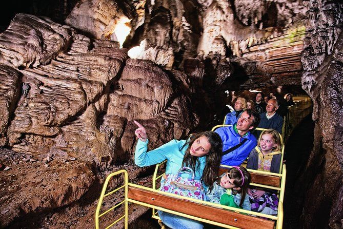 Imagen del tour: ESP Escapada de un día en grupo pequeño a la cueva y el castillo de Postojna desde Ljubljana