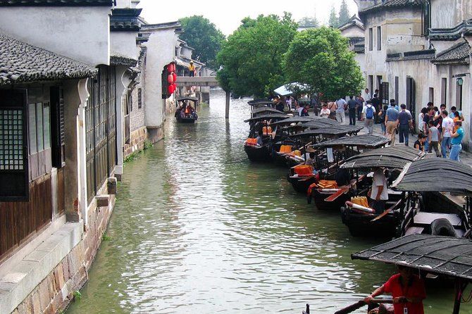 Imagen del tour: Tour privado de medio día a la ciudad de agua Zhujiajiao con paseo en bote desde Shanghai