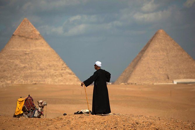 Imagen del tour: Recorrido de día completo a las pirámides de Guiza Menfis y Saqqara