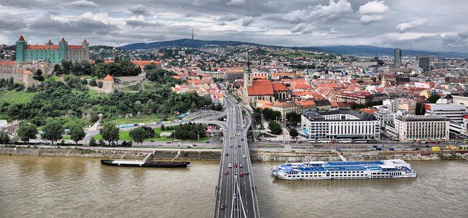 Imagen del tour: Tour privado de Bratislava con transporte y guía local desde Viena