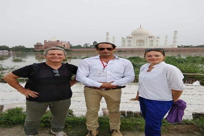 Imagen del tour: Tour de día completo en Agra con Taj Mahal al amanecer y al atardecer