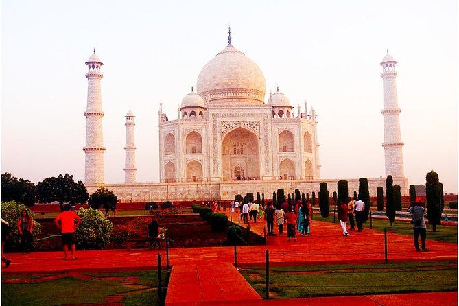 Imagen del tour: Tour de una noche al Taj Mahal y Agra desde Goa con vuelos de regreso