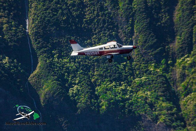 Imagen del tour: Tour aéreo privado 5 islas de Maui para hasta 3 personas Véalo todo