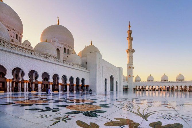 Imagen del tour: Sheikh Zayed Grand Mosque Tour desde Dubai