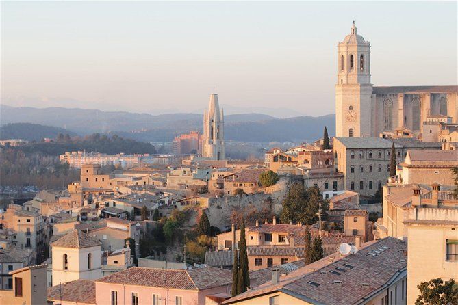 Imagen del tour: Tour a Girona con Catedral, Baños Ärabes y Basílica St Feliu