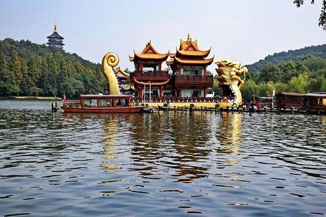Imagen del tour: Excursión privada de un día a Hangzhou con crucero en barco por el lago del oeste