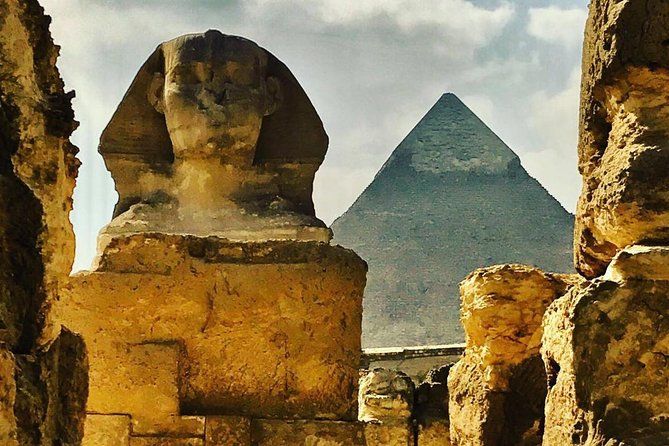 Imagen del tour: Recorrido privado de un día las pirámides de Guiza, Menfis y Saqqara