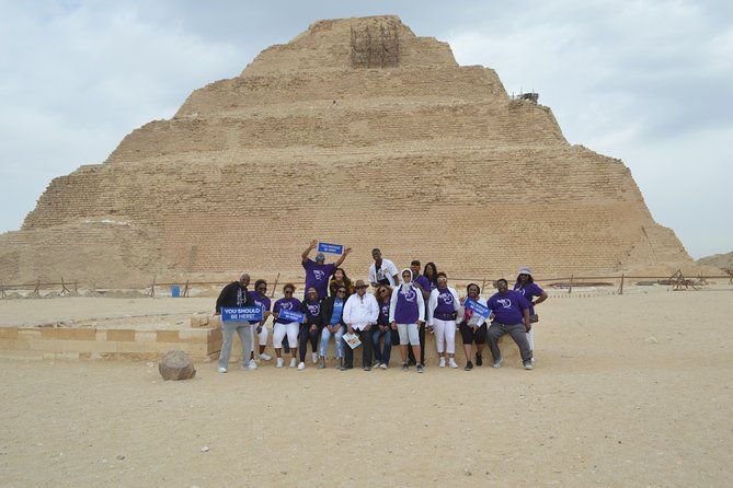 Imagen del tour: Tour privado Pirámides de Giza, Esfinge, Saqqara con almuerzo y camello