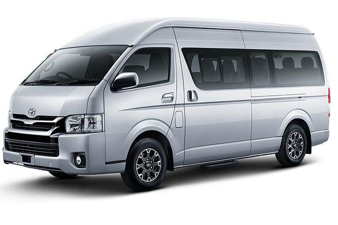 Imagen del tour: Alquiler de Furgoneta de Lujo 15 Plazas Toyota Hiace