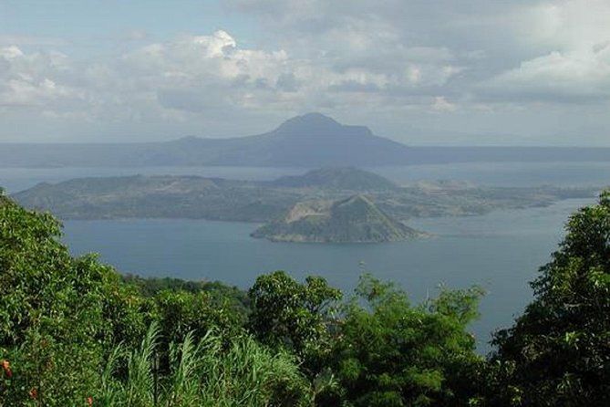 Imagen del tour: Recorrido por Tagaytay Ridge desde Manila: Palacio en el cielo, Volcán Taal y Órgano de bambú Las Pinas