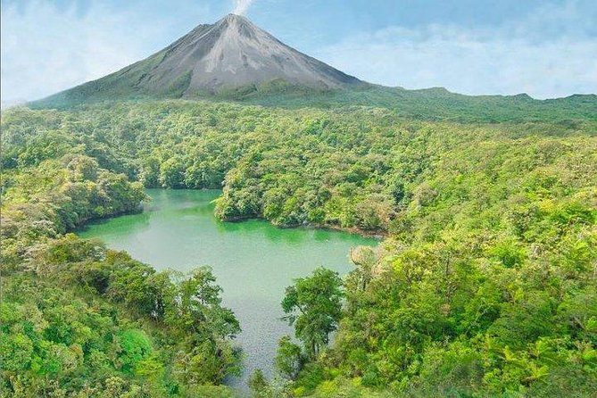 Imagen del tour: Cabalgata al Volcán o Río Arenal + TERMAL
