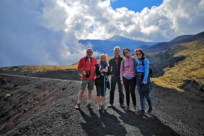 Imagen del tour: Excursión al cráter 2002 - Etna del Norte