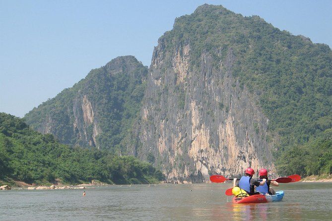 Imagen del tour: DÍA COMPLETO - Cascada Kuang Si, kayak en el río Nam Ou / Mekong, cuevas Pak Ou