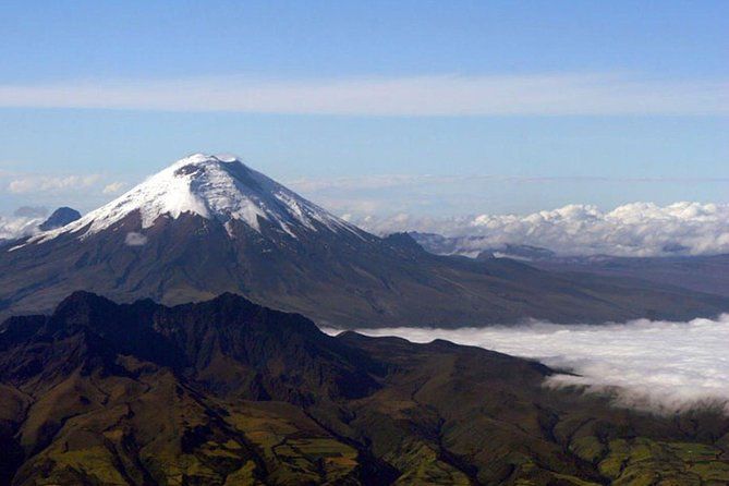 Imagen del tour: Volcano Summit Striker: 3 Cumbres a Cotopaxi