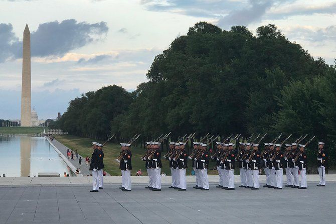 Imagen del tour: Recorrido privado sobre el Cuerpo de Marines en Washington DC