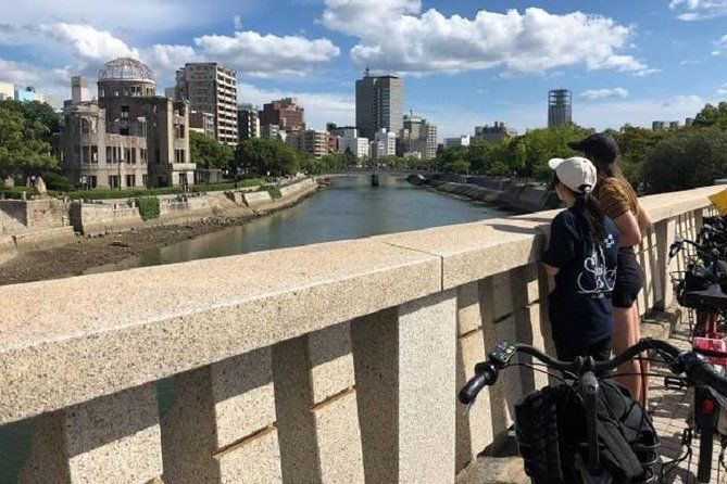 Imagen del tour: Tour en bicicleta por la paz de Hiroshima con guía local
