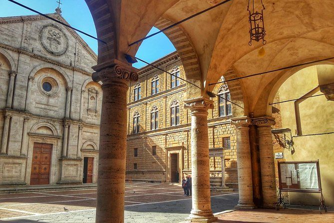 Imagen del tour: Gran Tour de Pienza, Montalcino, Montepulciano + cata de vinos y quesos