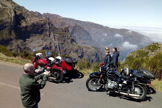 Imagen del tour: Recorrido panorámico de 3 horas por la isla de Madeira (precio por sidecar para 1 o 2 pasajeros)