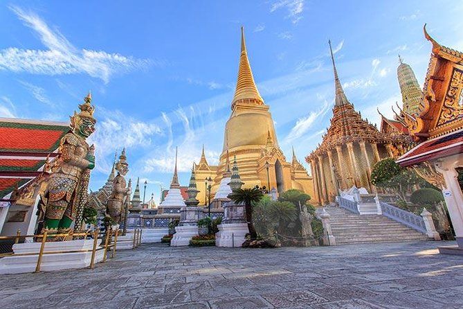 Imagen del tour: Excursión por la costa de Bangkok: recorrido privado del Gran Palacio y templos budistas