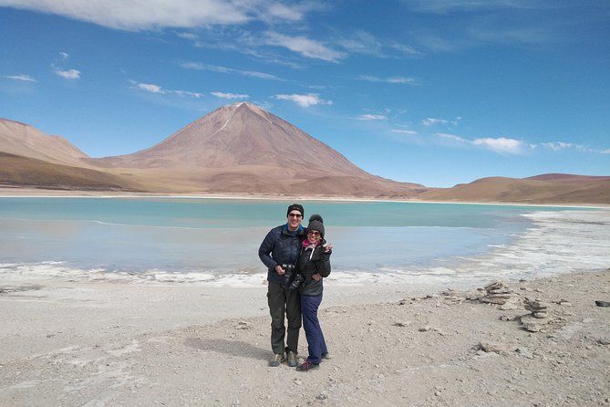 Imagen del tour: Excursión de 3 días al salar de Uyuni que termina en San Pedro de Atacama (Chile)
