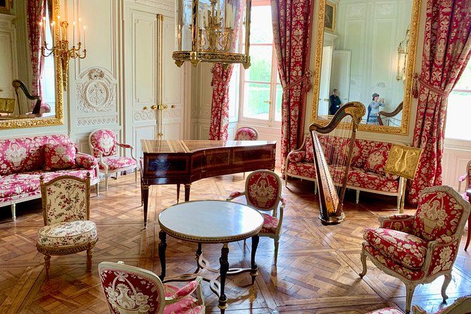 Imagen del tour: Visita privada de día completo al Palacio de Versalles y la finca de María Antonieta desde París