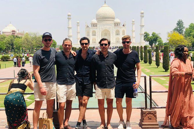 Imagen del tour: Excursión de un día al Taj Mahal desde Delhi en coche