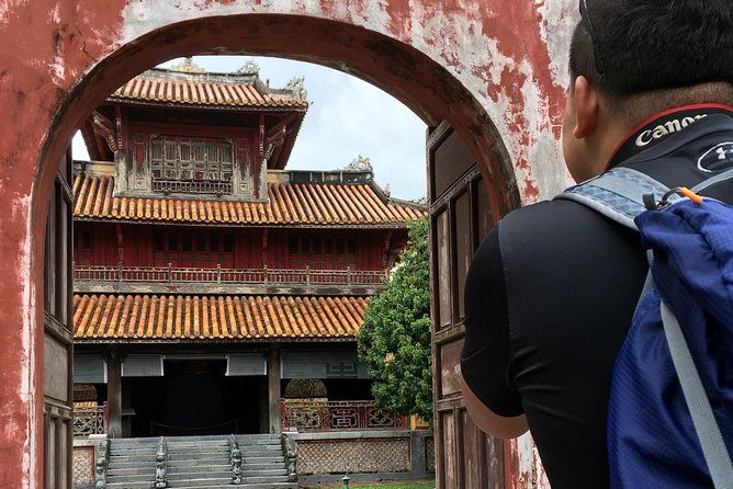 Imagen del tour: Recorrido a pie de 2,5 horas dentro de la ciudad imperial de Hue