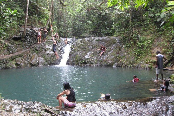 Imagen del tour: Excursión a la cascada de Colo-i-Suva (Suva)
