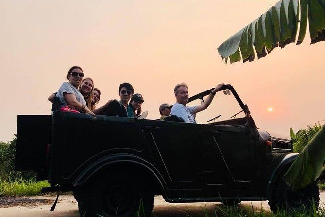Imagen del tour: Hanoi Medio día con comida + diversión + cultura en jeep ruso