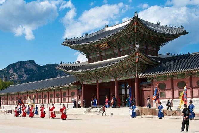 Imagen del tour: Tour para grupos pequeños por el Palacio Real y la ciudad de Seúl con almuerzo