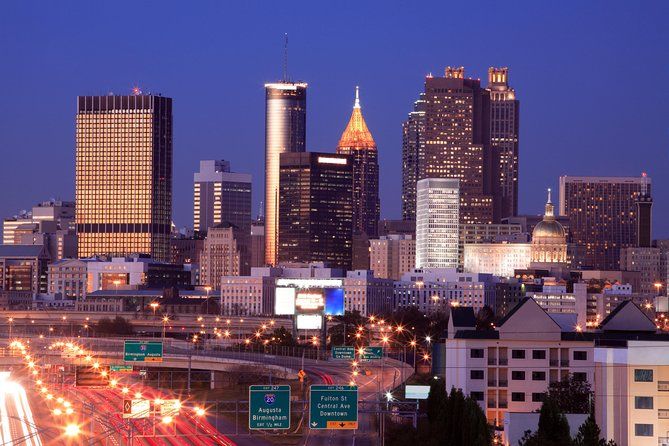 Imagen del tour: Recorrido nocturno por las luces de la ciudad de Atlanta con fotos y parada para cenar