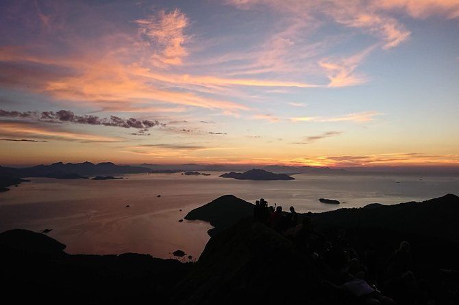 Imagen del tour: Ilha Grande: Pico do Papagaio - Caminata privada - Amanecer o durante el día