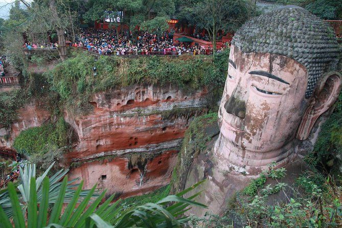 Imagen del tour: Excursión de un día al Buda gigante de Leshan y a la ciudad antigua de Huanglongxi