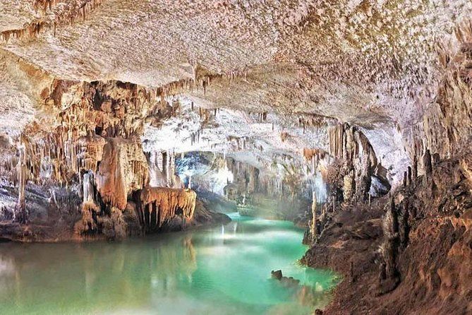 Imagen del tour: Excursión de día completo a la gruta de Jeita, Byblos y Harissa desde Beirut