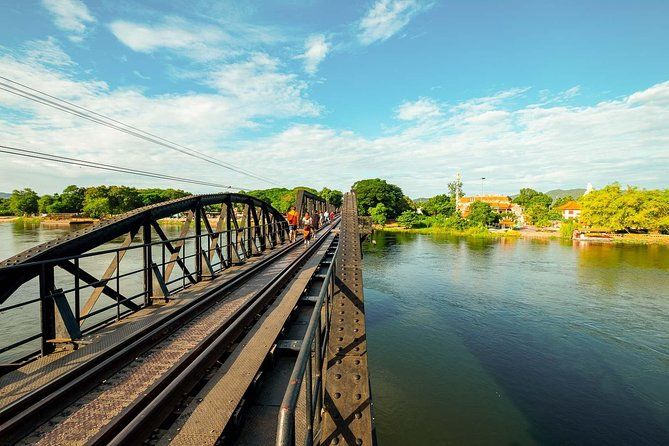 Imagen del tour: Tour privado: Kanchanaburi Local Thai Life y City Discovery