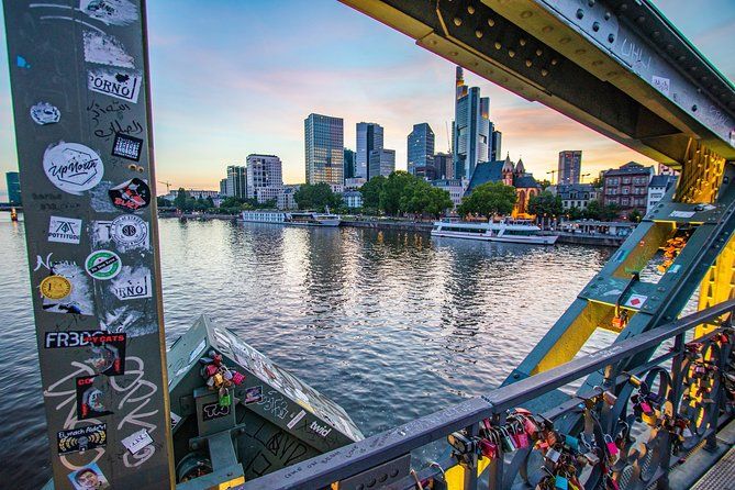 Imagen del tour: Explore los lugares dignos de Instagram de Frankfurt con un local