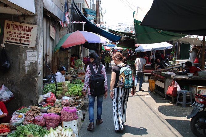 Imagen del tour: Mire el recorrido por la ciudad de la experiencia local de Yakarta