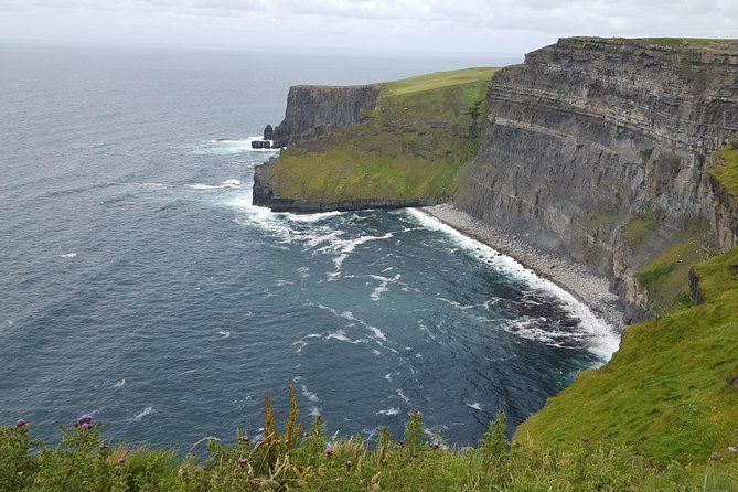 Imagen del tour: Desde Ennis: recorrido por los acantilados de Moher Explorer: parada de 5 horas en los acantilados de Moher