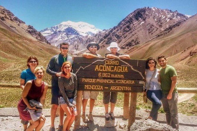 Imagen del tour: Excursión para grupos pequeños a los Andes y Aconcagua desde Mendoza con almuerzo de barbacoa