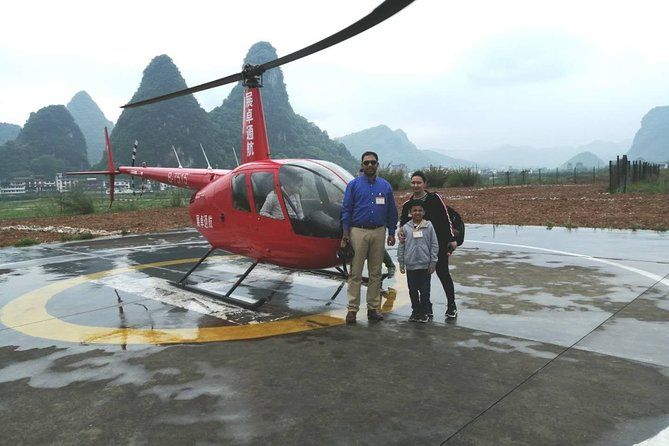 Imagen del tour: Boleto para el vuelo en helicóptero de Yangshuo