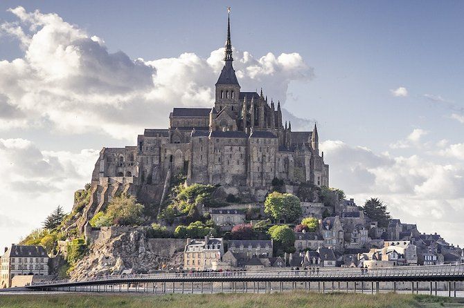 Imagen del tour: Abadía de Mont Saint-Michel en la Edad Media: un recorrido de audio autoguiado