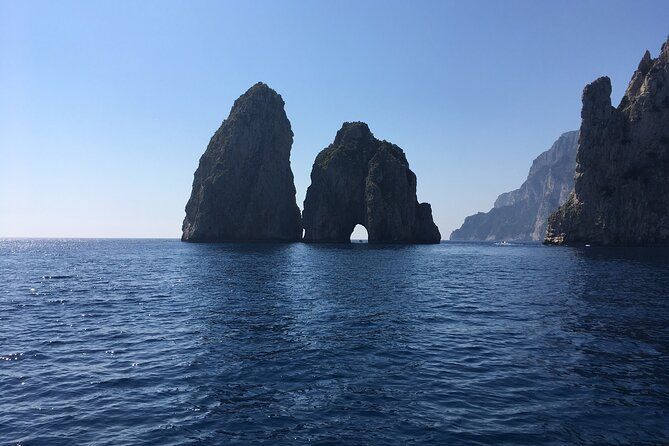 Imagen del tour: Excursión de un día a Capri y la Gruta Azul desde Nápoles y Sorrento