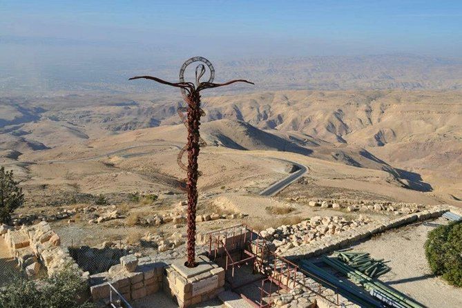 Imagen del tour: Del Mar Muerto | Madaba, Mont Nebo, Bautismo de Jesús y Amman City Tour | Dia de paseo