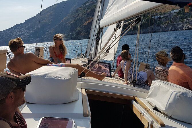 Imagen del tour: Tour en velero para grupos pequeños en la costa de Amalfi con aperitivo
