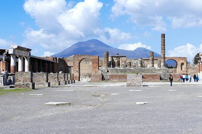 Imagen del tour: Escapada de un día al Monte Vesubio y Pompeya desde Nápoles