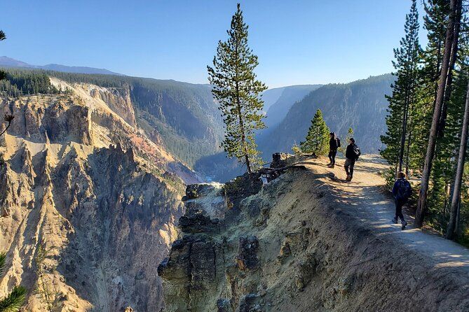 Imagen del tour: Gran Cañón de Yellowstone Rim and Loop Hike con almuerzo