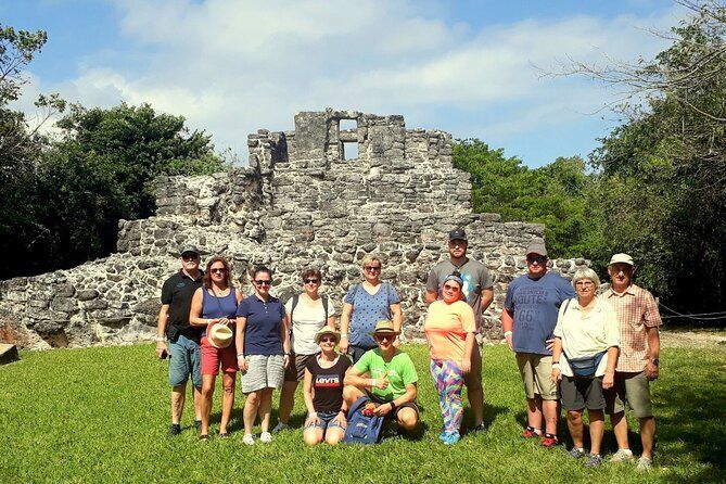 Imagen del tour: Ruinas mayas de Cozumel y descanso en la playa